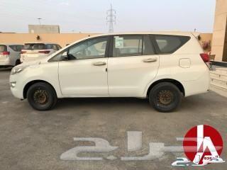 سيارة العوائل والخطوط اينوفا ستاندر 2019