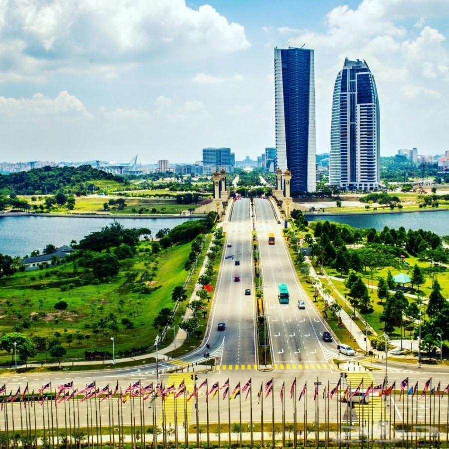 عرض عيد الاضحى 13 يوم بماليزيا لشخصين وطفلين
