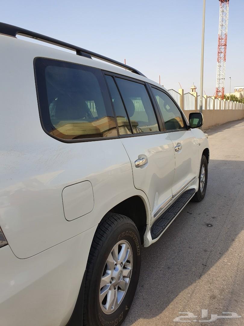 جيب لاند كروزر مخزن وكالة GXR 2010 V8