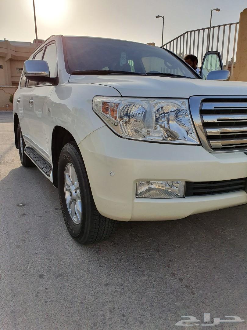 جيب لاند كروزر مخزن وكالة GXR 2010 V8