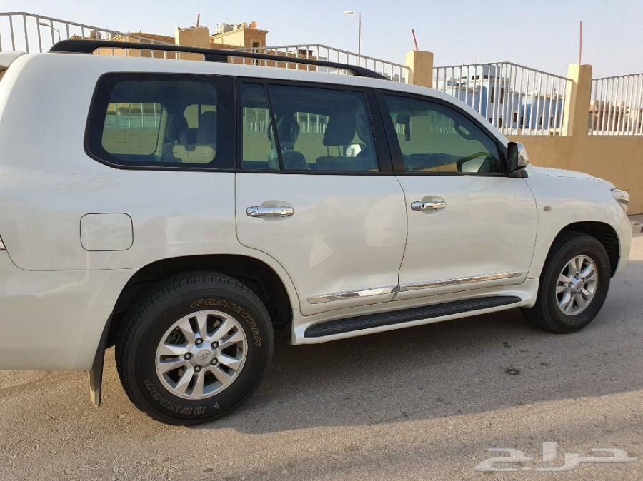 جيب لاند كروزر مخزن وكالة GXR 2010 V8