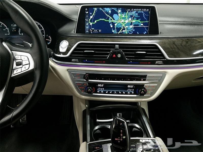 2016 BMW 740i