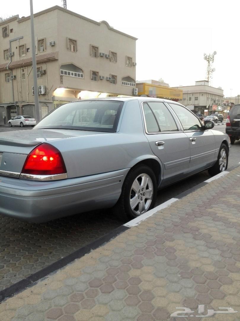 للبيع فورد فكتوريا 2006 نظيف ( او البدل )