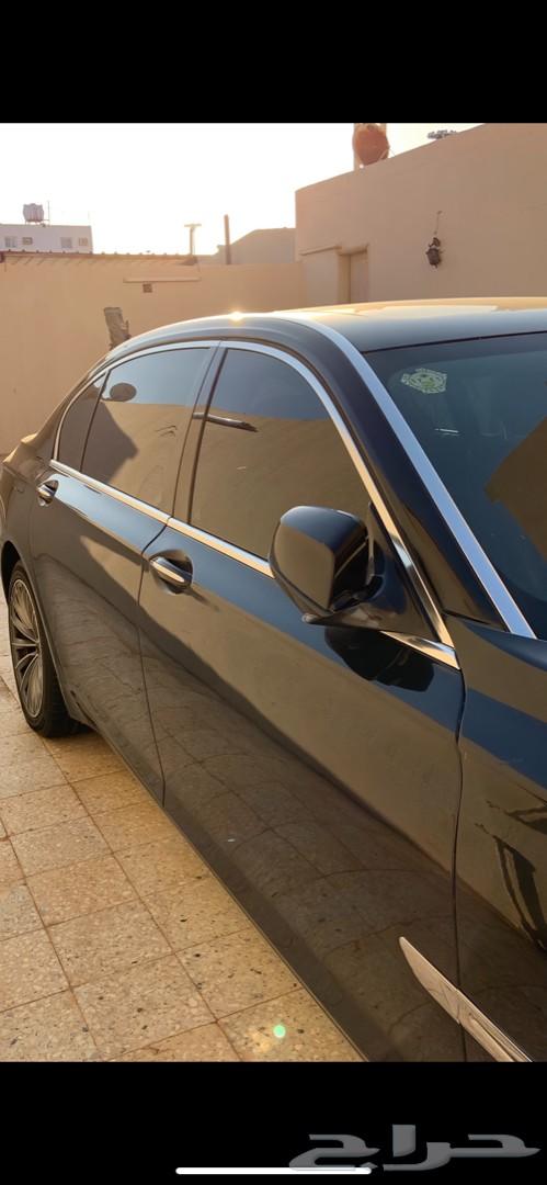 BMW 730LI 2010 .