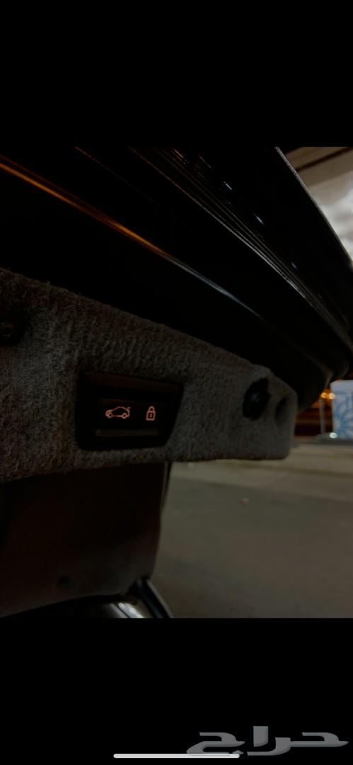 BMW 730LI 2010 .