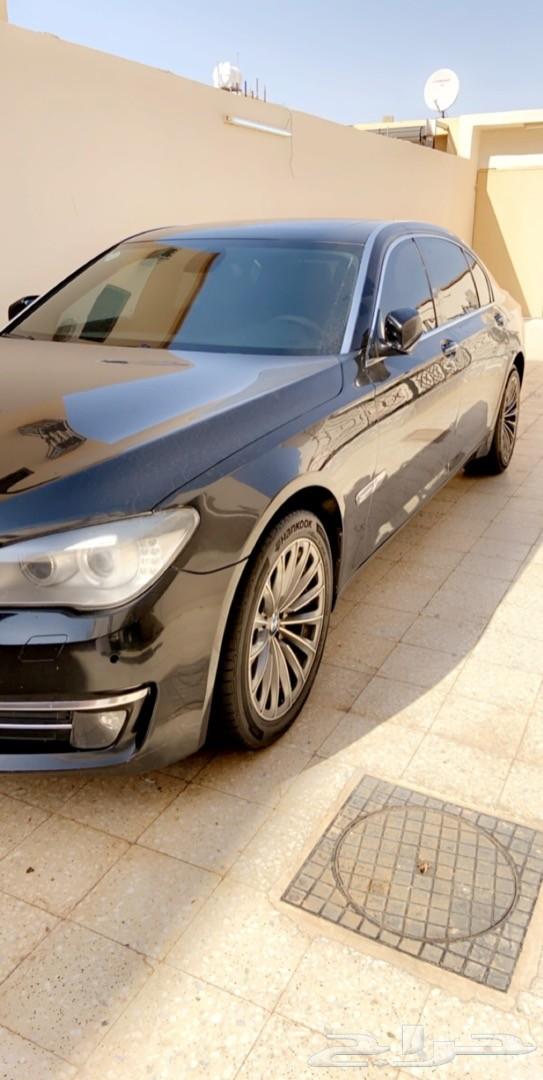 BMW 730LI 2010 .