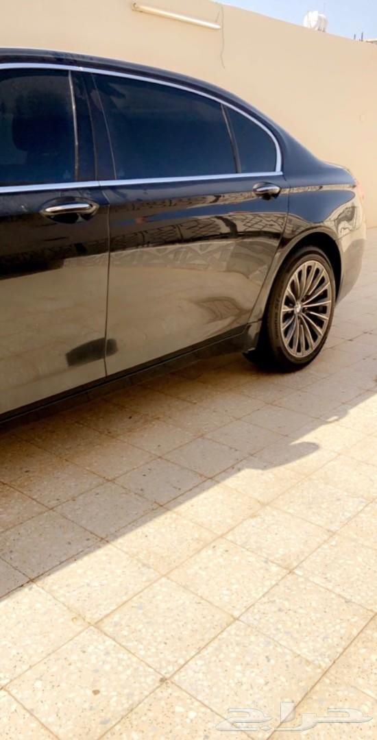 BMW 730LI 2010 .