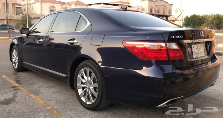 لكزس L460 2010