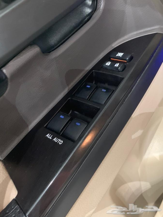 جيب لاندكروزر V8 GXR 3 بريمي ( تم البيع )