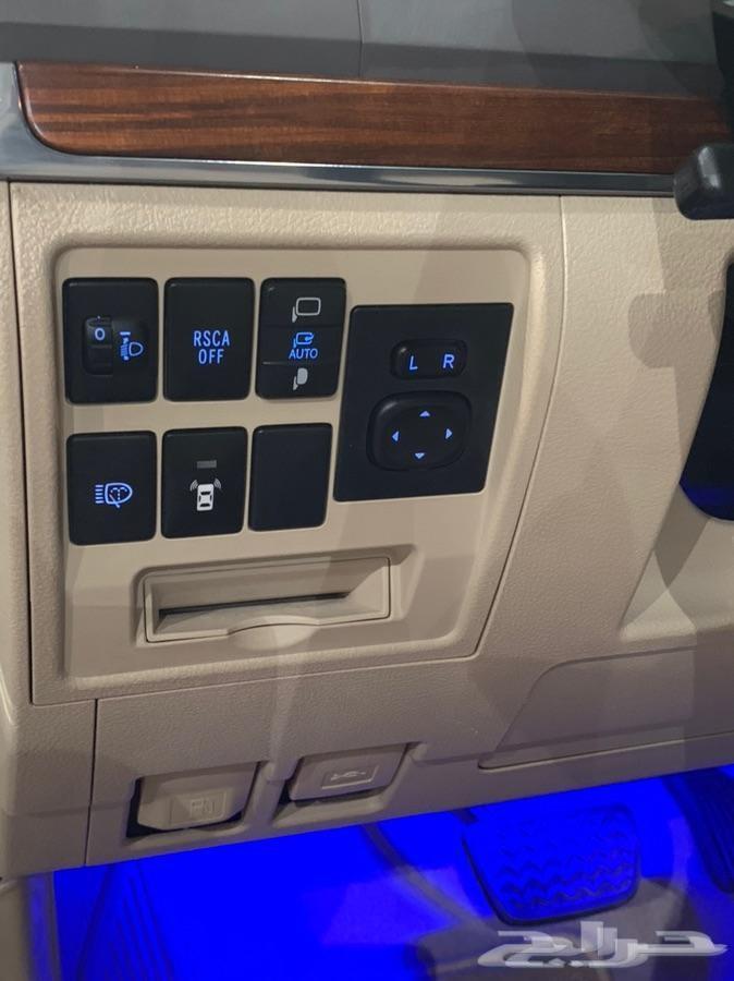جيب لاندكروزر V8 GXR 3 بريمي ( تم البيع )
