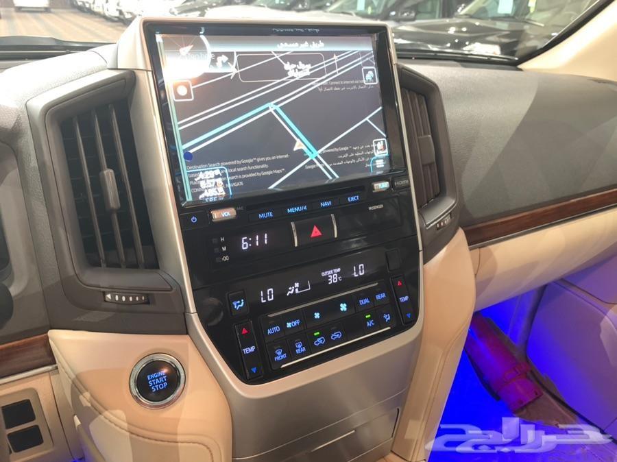 جيب لاندكروزر V8 GXR 3 بريمي ( تم البيع )