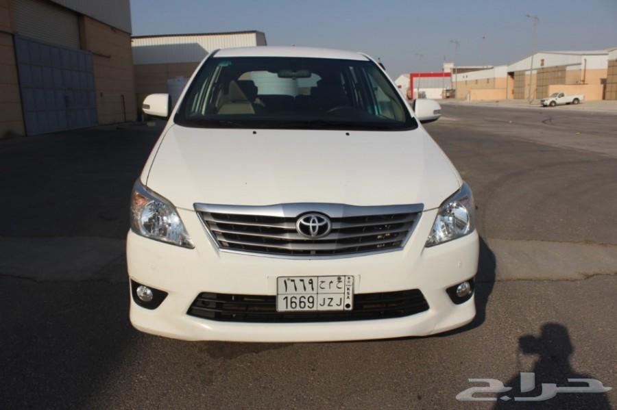 انوفا 2015 مباعه
