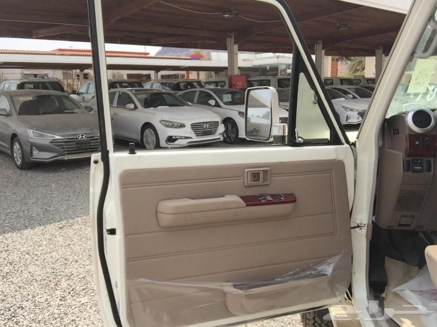 لاندكروزر ربع مصندق بنزين 3DR S-DLX 4X4