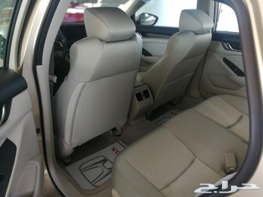 هوندا اكورد LX 2018