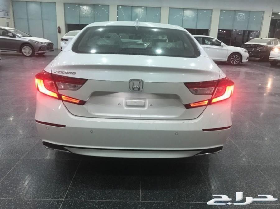 هوندا اكورد LX 2018