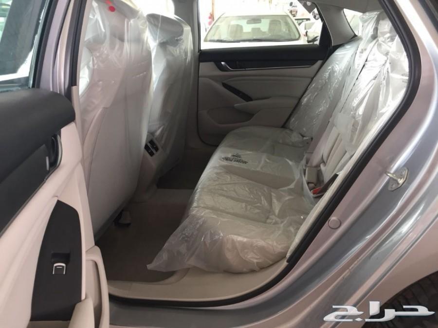 هوندا اكورد LX 2018