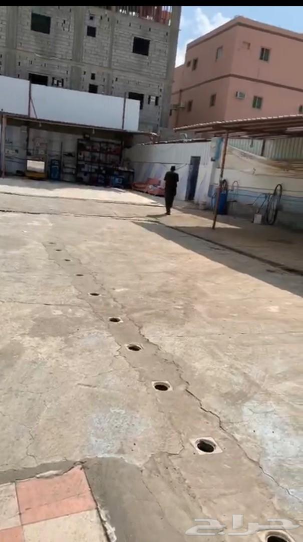 مجمع مغسلة سيارات وبنشر للتقبيل