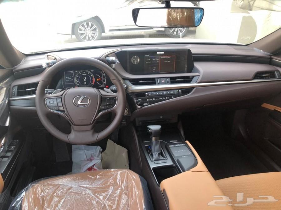 لكزس ES250_2019 AA (سعودي) متوفره لدى الفريدي
