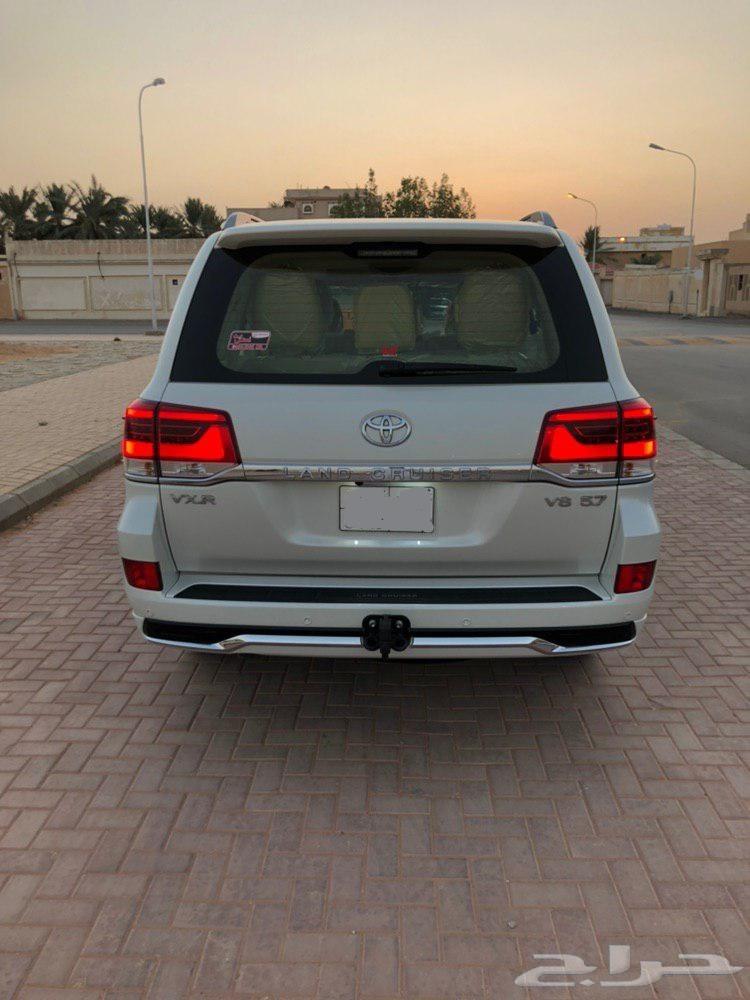 جيب لاند كروزر 2017 VXR-1 جديد وكالة