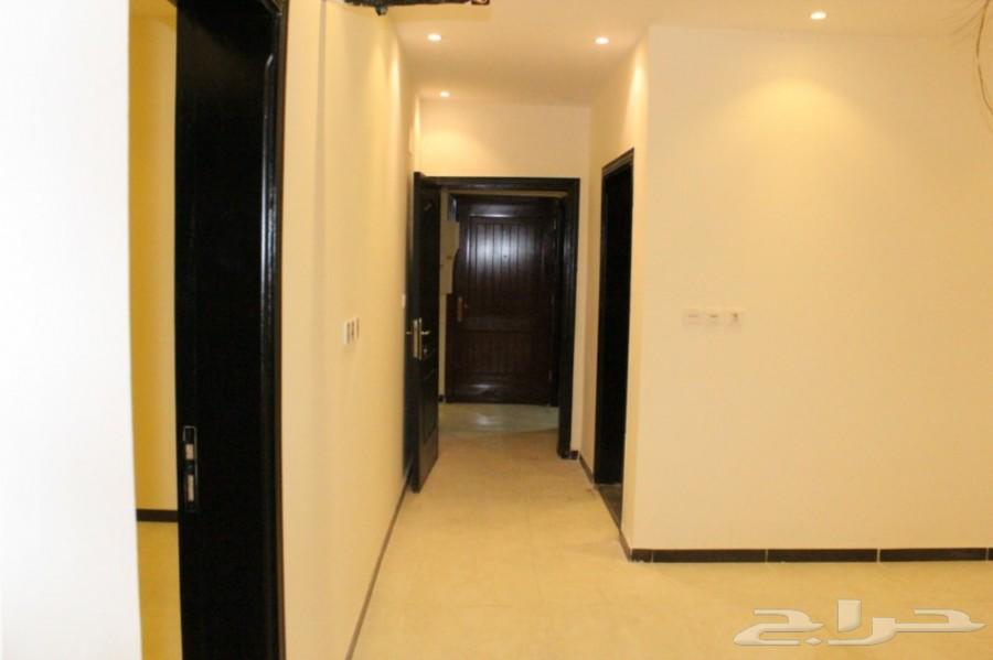 شقه فاخره للبيع 5غرف بسعر 270الف اسعار مغريه