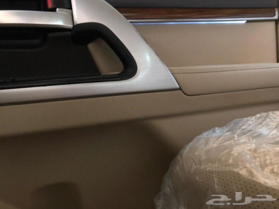 جيب لاند كروزر 2017 VXR-1 جديد وكالة