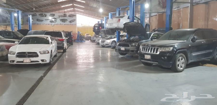 مكاين وجيرات درانجو. شروكي جيب كرايزلر تشارجر