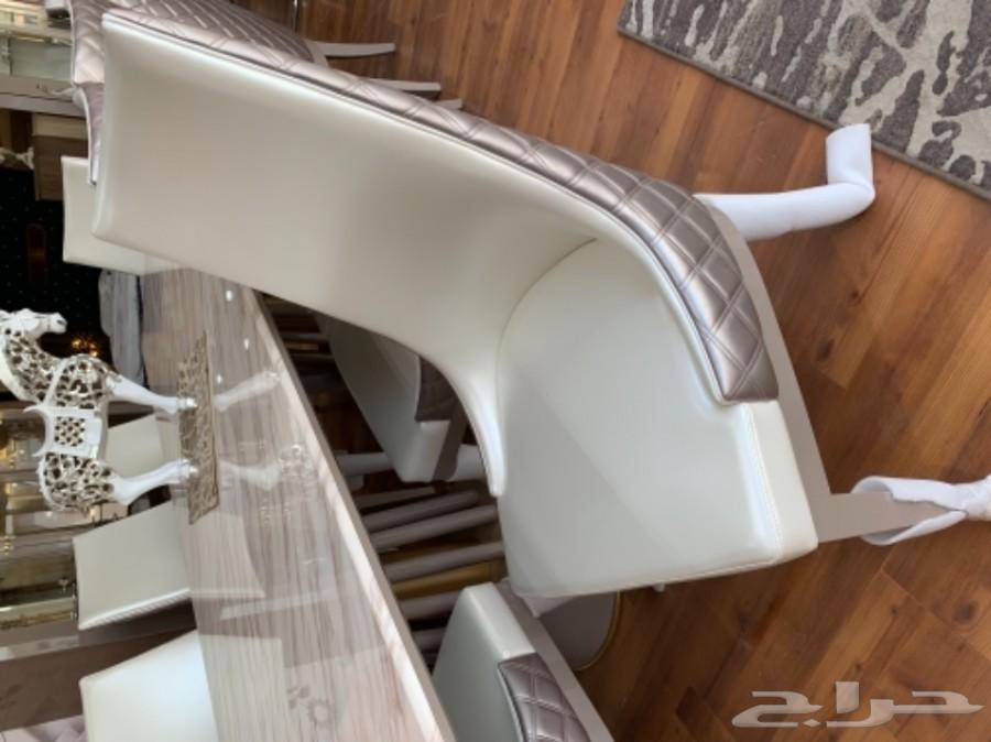 طاولة طعام مودرن 2019 مع بوفيه ودولاب