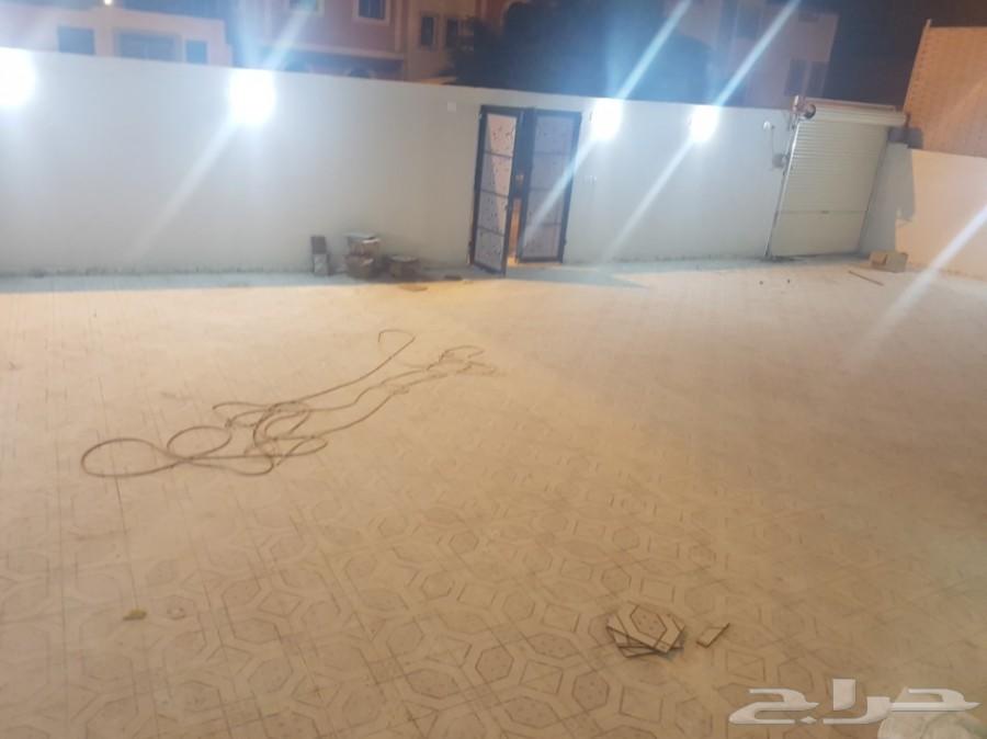 للبيع دور وملحق مستتقل700م بوسام1 حوش كبير