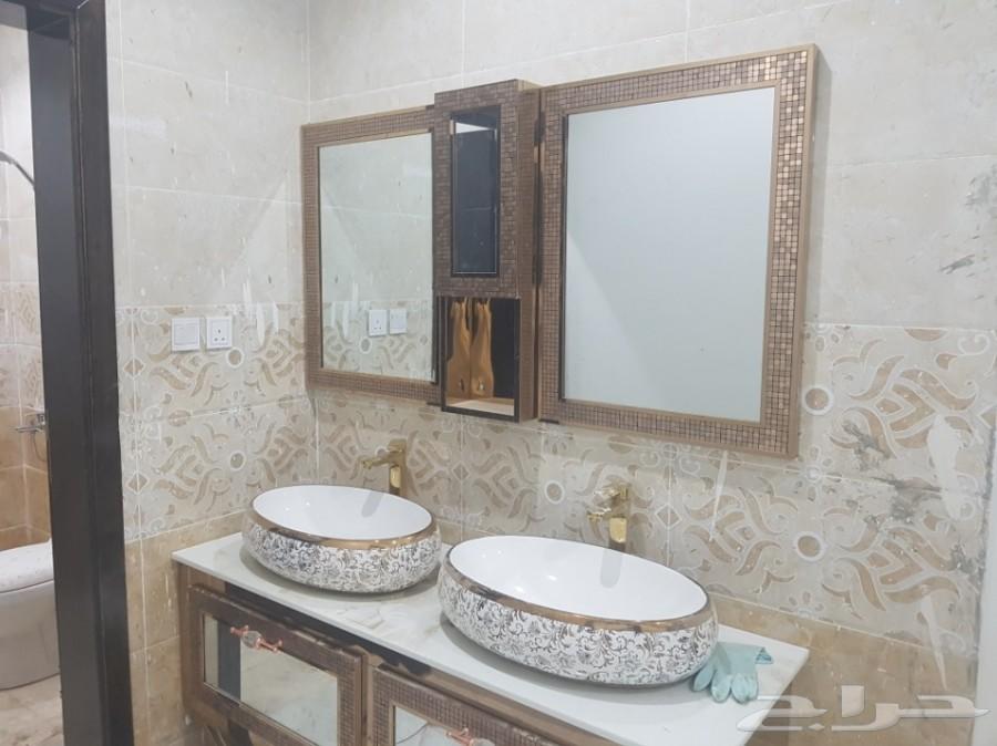 للبيع دور وملحق مستتقل700م بوسام1 حوش كبير