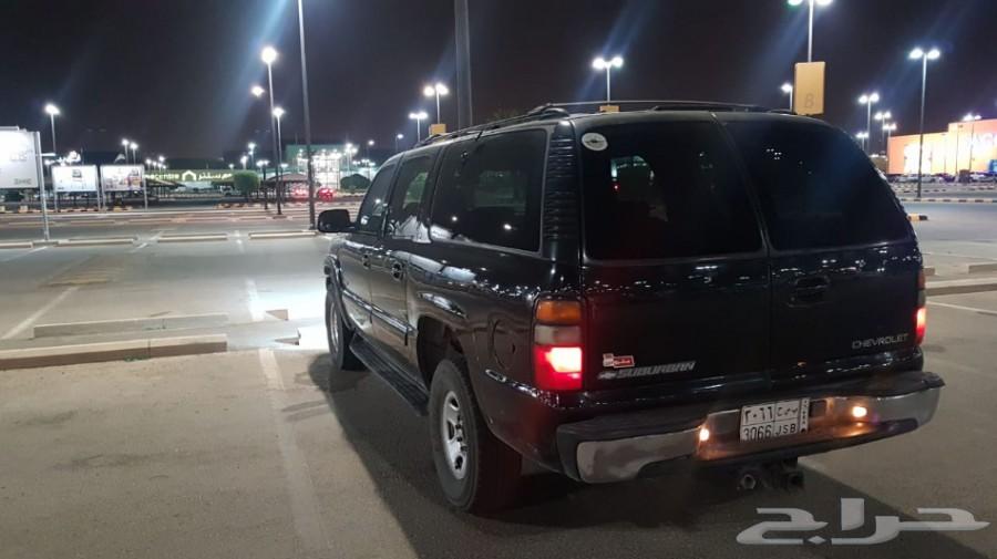 سيارة GMC سوبربان 2000 نظيفة جدا