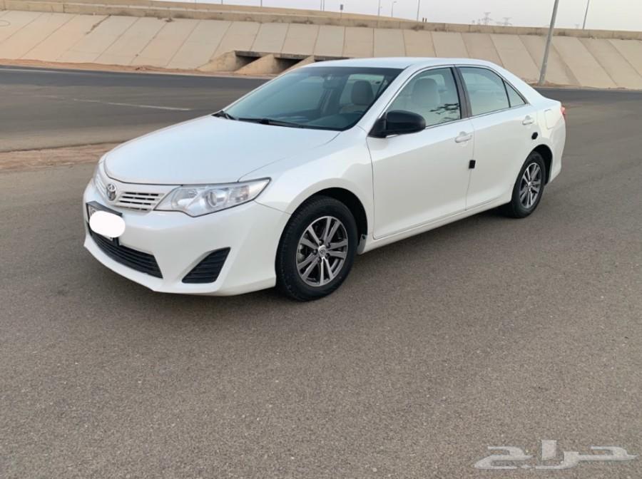 كامري 2015 نظيفة جدا GL مطور