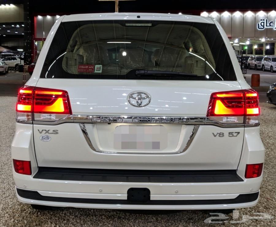 تويوتا لاندكروزر 2019 VXR..5.7((تم البيع))