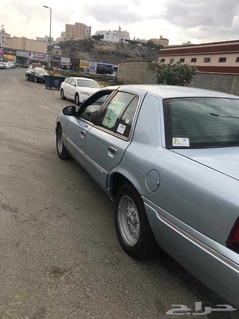 فورد جراند ماركيز 2000
