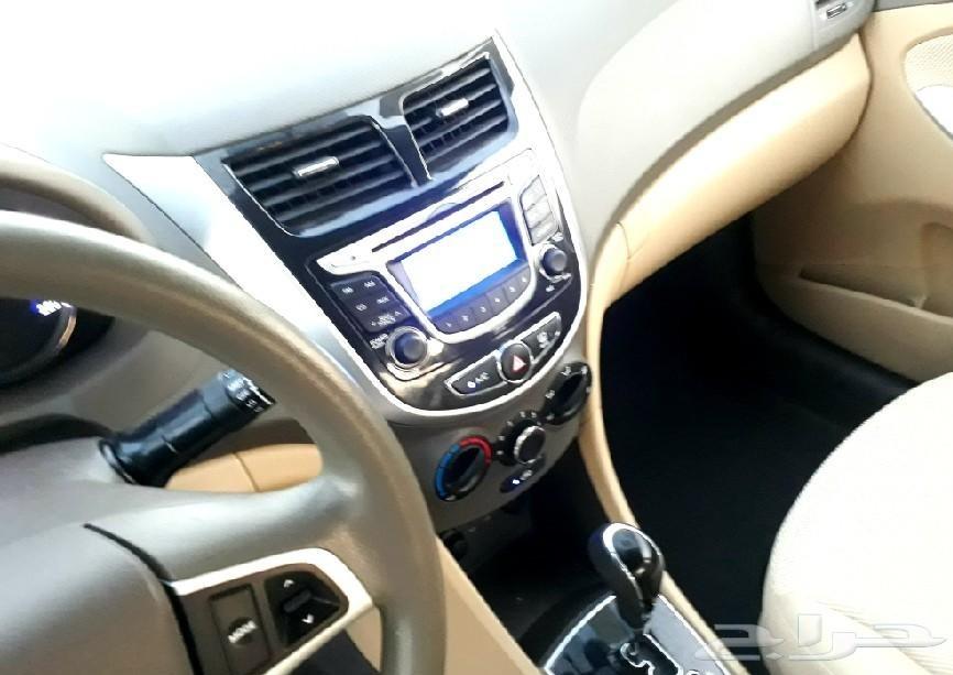 مجموعة _أكسنت_ 2015 _ أبيض _ لؤلؤي_بدي وكالة