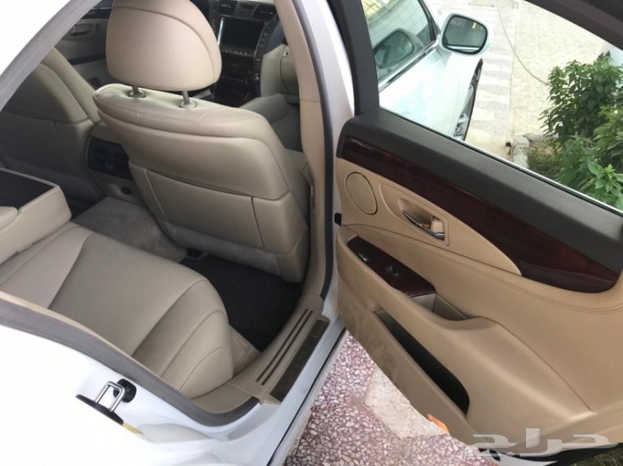 للبيع لكزس LS460 2009