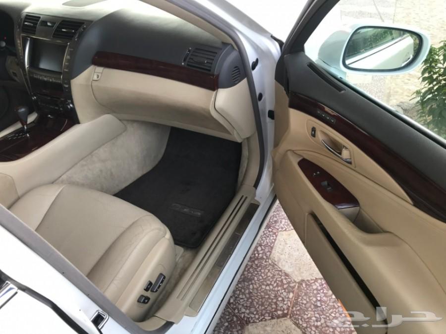 للبيع لكزس LS460 2009
