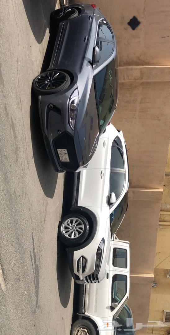 عندي سيارتين نوع هونداي للتنازل دون مقابل