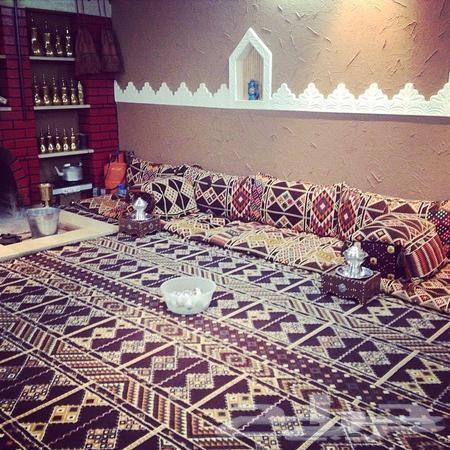 كراسي حديد للجلسات الخارجية والحدايق