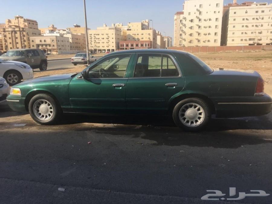فورد كراون فيكتوريا 2001