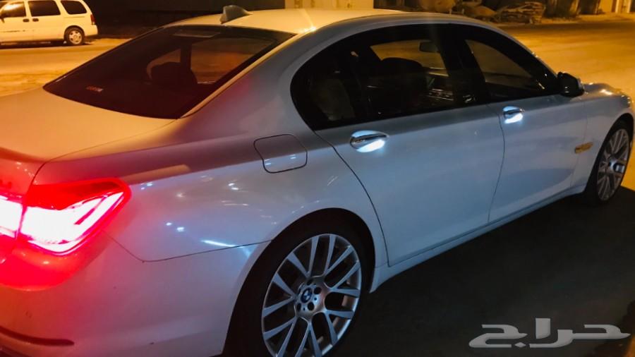 BMW 750 il موديل 2015 تحت الضمان