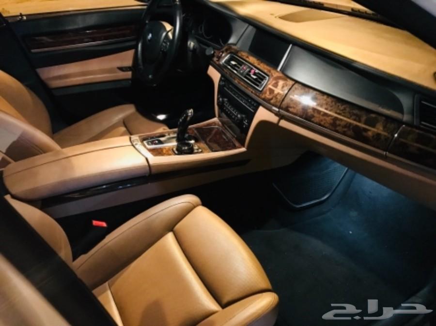 BMW 750 il موديل 2015 تحت الضمان