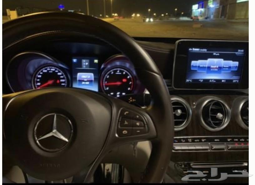مرسيدس GLC 250 4MATIC شبه جديدة