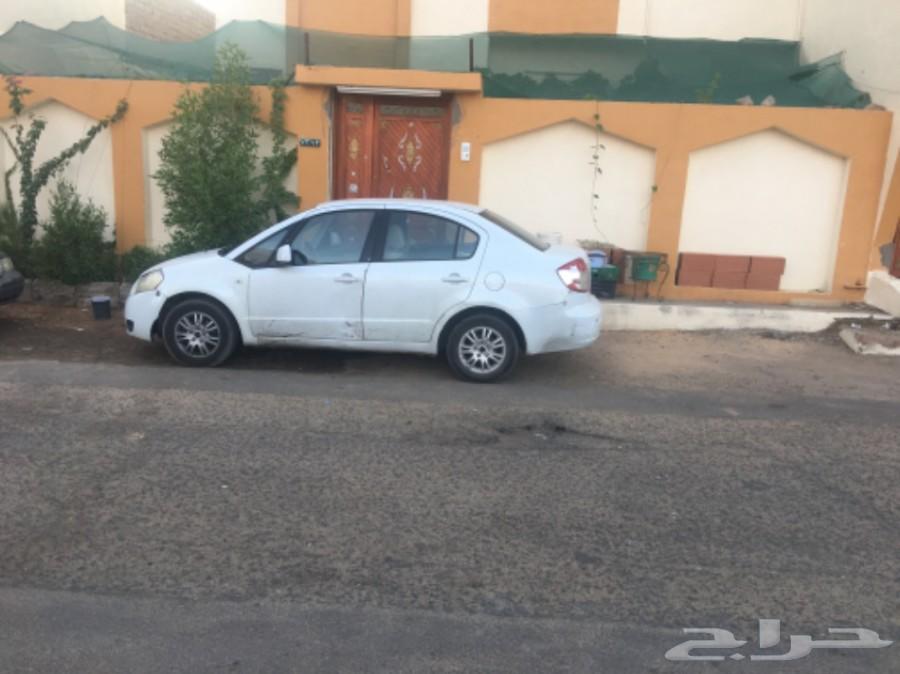 سوزوكي SX4 موديل 2010