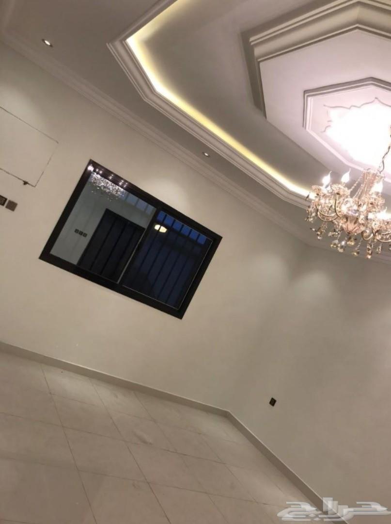 شقه 6 غرف للبيع شارع شبرا مساحه 315 متر