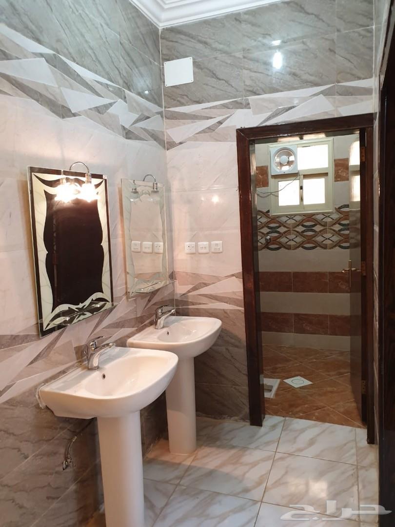شقة عوايل للإيجار تشطيب راقي
