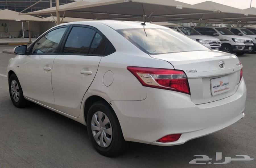 تويوتا يارس 2015