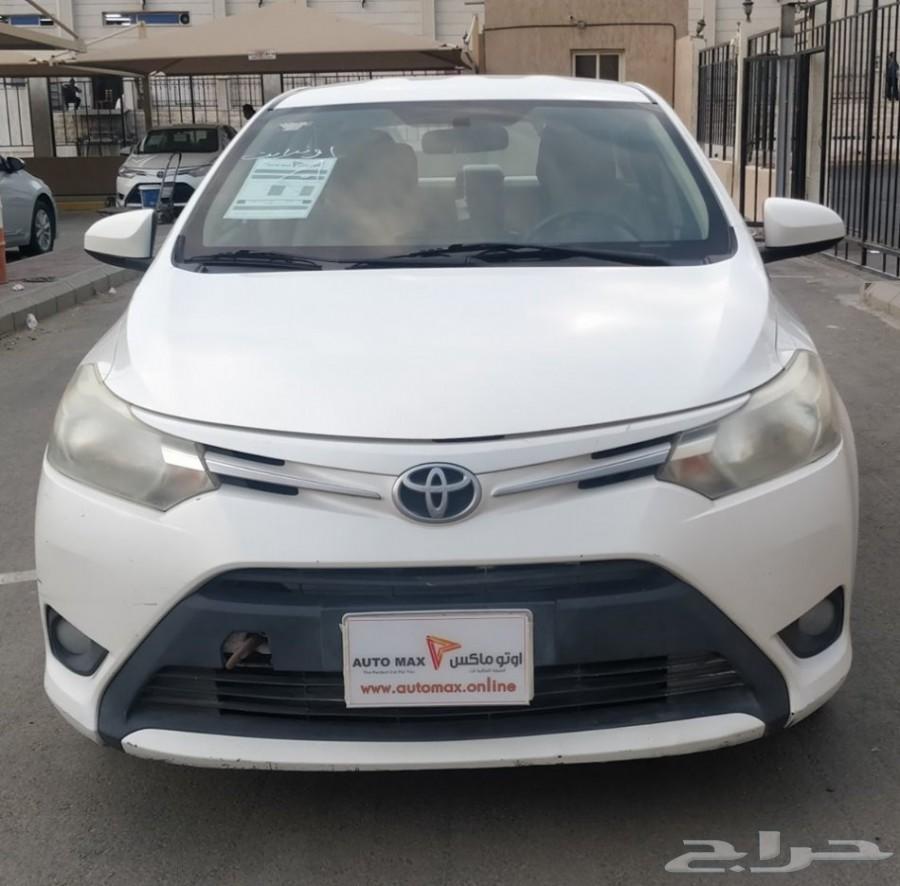 تويوتا يارس 2015