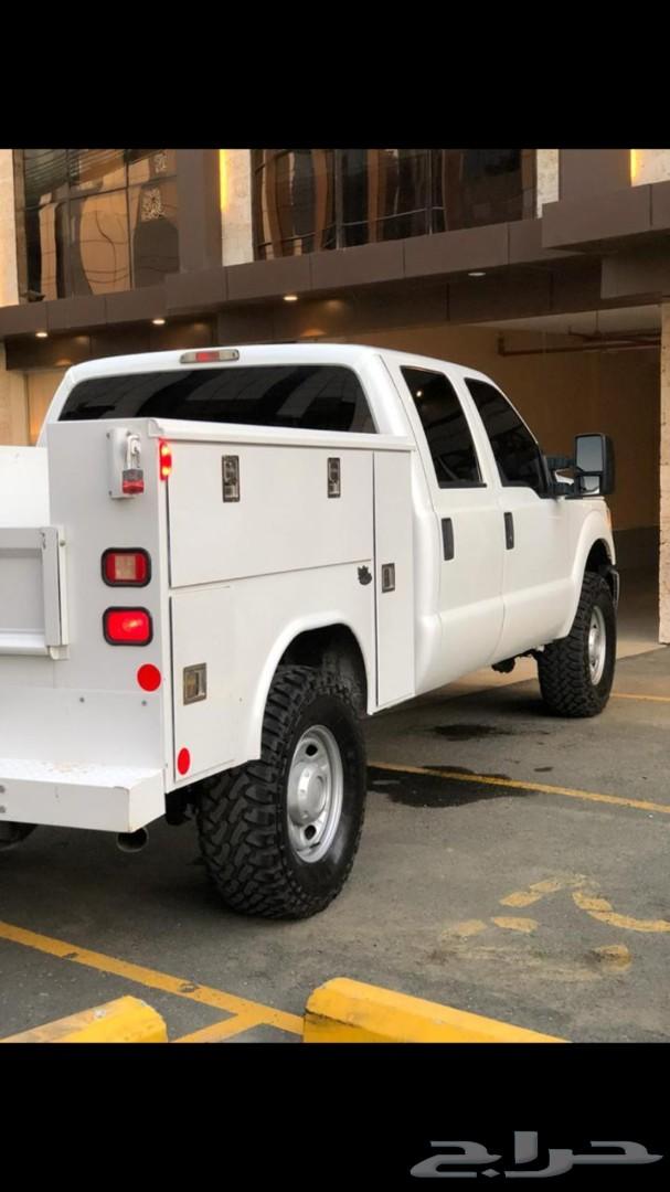 فورد حوض F-350 2011 مخزن وجاهز للمهمات