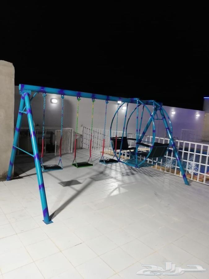 استراحة بموقع مميز ومسبحين