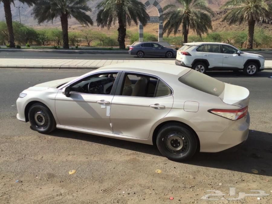 كامري أستاندر LE 2019 2.5 بنزين وارد عبد الل